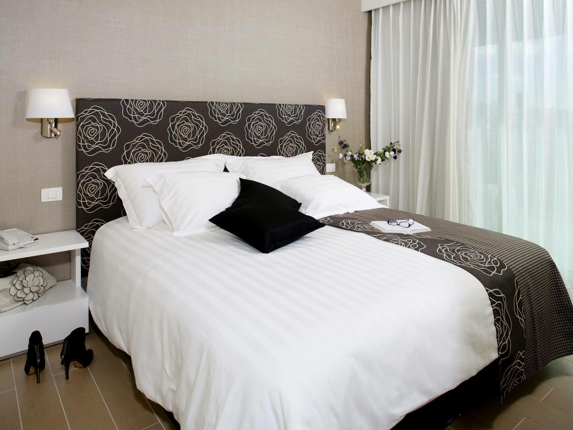 West All Suites Hotel Ašdod Exteriér fotografie